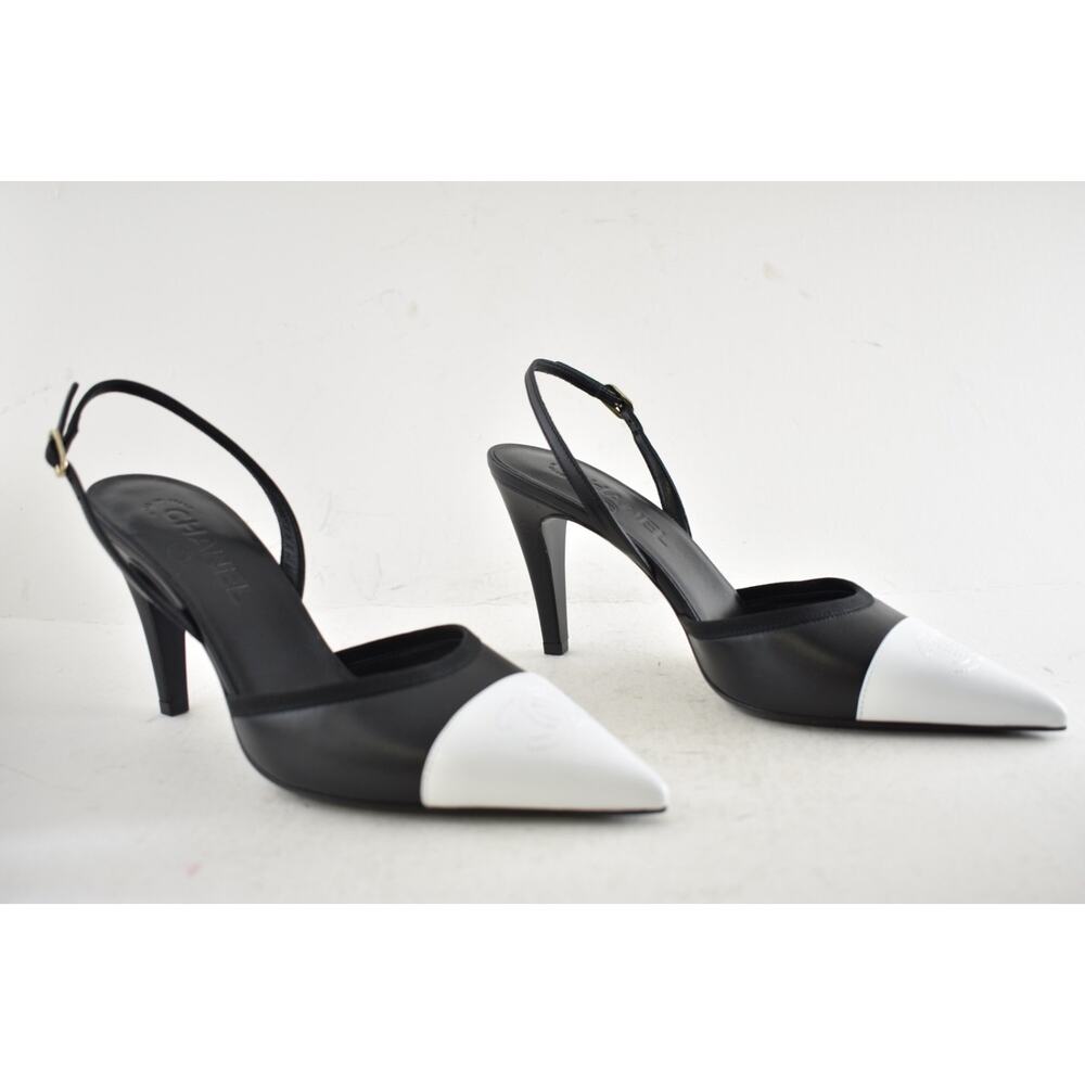 Chanel 26P Black White CC Logo Cap Pointed Toe Slingback Mule Heel Pump 39.5 - Picture 4 of 16